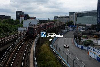 2024-07-21 - 13 DA COSTA Antonio Felix (prt), TAG HEUER Porsche Formula E Team, Porsche 99X Electric, action during the 2024 Hankook London ePrix, 10th meeting of the 2023-24 ABB FIA Formula E World Championship, on the ExCeL London from June 18 to 21, 2024 in London, United Kingdom - 2024 FORMULA E LONDON EPRIX - FORMULA E - MOTORS