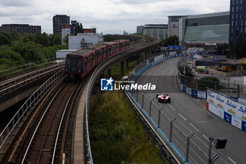 2024-07-21 - 22 ROWLAND Oliver (gbr), Nissan Formula E Team, Nissan e-4ORCE 04, action during the 2024 Hankook London ePrix, 10th meeting of the 2023-24 ABB FIA Formula E World Championship, on the ExCeL London from June 18 to 21, 2024 in London, United Kingdom - 2024 FORMULA E LONDON EPRIX - FORMULA E - MOTORS