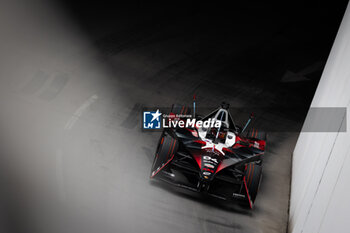 2024-07-21 - 94 WEHRLEIN Pascal (ger), TAG HEUER Porsche Formula E Team, Porsche 99X Electric, action during the 2024 Hankook London ePrix, 10th meeting of the 2023-24 ABB FIA Formula E World Championship, on the ExCeL London from June 18 to 21, 2024 in London, United Kingdom - 2024 FORMULA E LONDON EPRIX - FORMULA E - MOTORS