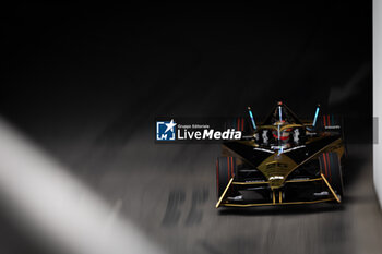 2024-07-21 - 25 VERGNE Jean-Eric (fra), DS Penske, DS E-Tense FE23, action during the 2024 Hankook London ePrix, 10th meeting of the 2023-24 ABB FIA Formula E World Championship, on the ExCeL London from June 18 to 21, 2024 in London, United Kingdom - 2024 FORMULA E LONDON EPRIX - FORMULA E - MOTORS