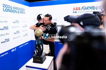 2024-07-21 - CASSIDY Nick (nzl), Jaguar TCS Racing, Jaguar I-Type 6, portrait BARCLAY James, Panasonic Jaguar Racing Team Director, portrait during the 2024 Hankook London ePrix, 10th meeting of the 2023-24 ABB FIA Formula E World Championship, on the ExCeL London from June 18 to 21, 2024 in London, United Kingdom - 2024 FORMULA E LONDON EPRIX - FORMULA E - MOTORS