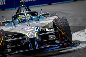 2024-07-21 - 51 MULLER Nico (swi), ABT CUPRA Formula E Team, Mahindra M9Electro, action during the 2024 Hankook London ePrix, 10th meeting of the 2023-24 ABB FIA Formula E World Championship, on the ExCeL London from June 18 to 21, 2024 in London, United Kingdom - 2024 FORMULA E LONDON EPRIX - FORMULA E - MOTORS