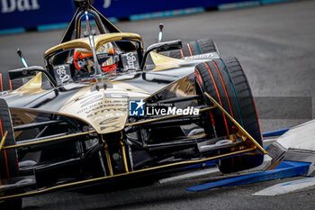 2024-07-21 - 25 VERGNE Jean-Eric (fra), DS Penske, DS E-Tense FE23, action during the 2024 Hankook London ePrix, 10th meeting of the 2023-24 ABB FIA Formula E World Championship, on the ExCeL London from June 18 to 21, 2024 in London, United Kingdom - 2024 FORMULA E LONDON EPRIX - FORMULA E - MOTORS