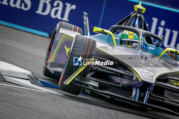 2024-07-21 - 11 DI GRASSI Lucas (bra), ABT CUPRA Formula E Team, Mahindra M9Electro, action during the 2024 Hankook London ePrix, 10th meeting of the 2023-24 ABB FIA Formula E World Championship, on the ExCeL London from June 18 to 21, 2024 in London, United Kingdom - 2024 FORMULA E LONDON EPRIX - FORMULA E - MOTORS