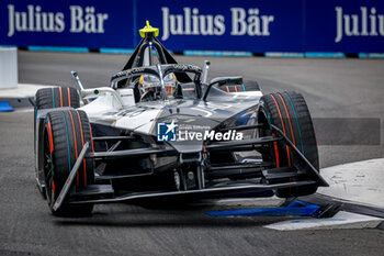 2024-07-21 - 37 CASSIDY Nick (nzl), Jaguar TCS Racing, Jaguar I-Type 6, action during the 2024 Hankook London ePrix, 10th meeting of the 2023-24 ABB FIA Formula E World Championship, on the ExCeL London from June 18 to 21, 2024 in London, United Kingdom - 2024 FORMULA E LONDON EPRIX - FORMULA E - MOTORS