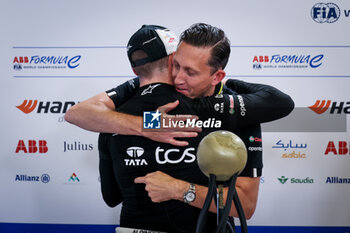 2024-07-21 - CASSIDY Nick (nzl), Jaguar TCS Racing, Jaguar I-Type 6, portrait during the 2024 Hankook London ePrix, 10th meeting of the 2023-24 ABB FIA Formula E World Championship, on the ExCeL London from June 18 to 21, 2024 in London, United Kingdom - 2024 FORMULA E LONDON EPRIX - FORMULA E - MOTORS