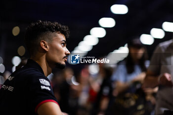 2024-07-21 - WEHRLEIN Pascal (ger), TAG HEUER Porsche Formula E Team, Porsche 99X Electric, portrait during the 2024 Hankook London ePrix, 10th meeting of the 2023-24 ABB FIA Formula E World Championship, on the ExCeL London from June 18 to 21, 2024 in London, United Kingdom - 2024 FORMULA E LONDON EPRIX - FORMULA E - MOTORS