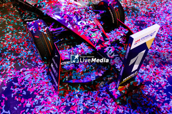 2024-07-21 - World champion WEHRLEIN Pascal (ger), TAG HEUER Porsche Formula E Team, Porsche 99X Electric, portrait during the 2024 Hankook London ePrix, 10th meeting of the 2023-24 ABB FIA Formula E World Championship, on the ExCeL London from June 18 to 21, 2024 in London, United Kingdom - 2024 FORMULA E LONDON EPRIX - FORMULA E - MOTORS