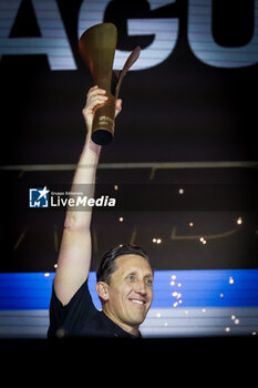 2024-07-21 - BARCLAY James, Panasonic Jaguar Racing Team Director, portrait podium, celebration portrait during the 2024 Hankook London ePrix, 10th meeting of the 2023-24 ABB FIA Formula E World Championship, on the ExCeL London from June 18 to 21, 2024 in London, United Kingdom - 2024 FORMULA E LONDON EPRIX - FORMULA E - MOTORS