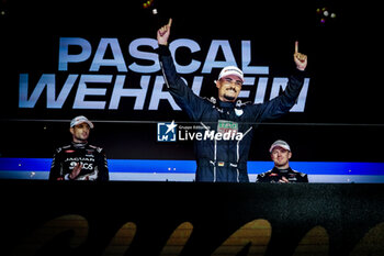 2024-07-21 - WEHRLEIN Pascal (ger), TAG HEUER Porsche Formula E Team, Porsche 99X Electric, portrait podium, celebration portrait during the 2024 Hankook London ePrix, 10th meeting of the 2023-24 ABB FIA Formula E World Championship, on the ExCeL London from June 18 to 21, 2024 in London, United Kingdom - 2024 FORMULA E LONDON EPRIX - FORMULA E - MOTORS