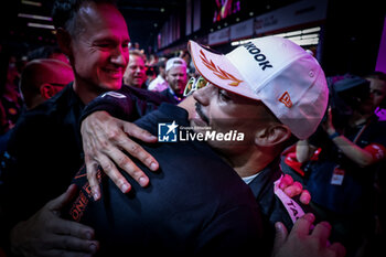 2024-07-21 - WEHRLEIN Pascal (ger), TAG HEUER Porsche Formula E Team, Porsche 99X Electric, portrait podium, celebration portrait during the 2024 Hankook London ePrix, 10th meeting of the 2023-24 ABB FIA Formula E World Championship, on the ExCeL London from June 18 to 21, 2024 in London, United Kingdom - 2024 FORMULA E LONDON EPRIX - FORMULA E - MOTORS