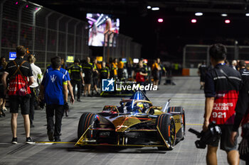 2024-07-21 - VANDOORNE Stoffel (bel), DS Penske, DS E-Tense FE23, portrait during the 2024 Hankook London ePrix, 10th meeting of the 2023-24 ABB FIA Formula E World Championship, on the ExCeL London from June 18 to 21, 2024 in London, United Kingdom - 2024 FORMULA E LONDON EPRIX - FORMULA E - MOTORS