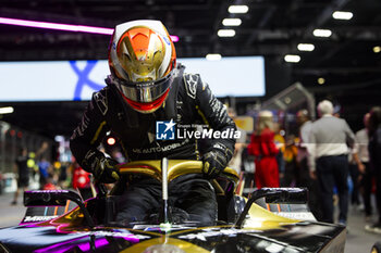 2024-07-21 - VERGNE Jean-Eric (fra), DS Penske, DS E-Tense FE23, portrait during the 2024 Hankook London ePrix, 10th meeting of the 2023-24 ABB FIA Formula E World Championship, on the ExCeL London from June 18 to 21, 2024 in London, United Kingdom - 2024 FORMULA E LONDON EPRIX - FORMULA E - MOTORS