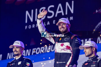 2024-07-21 - ROWLAND Oliver (gbr), Nissan Formula E Team, Nissan e-4ORCE 04, portrait during the 2024 Hankook London ePrix, 10th meeting of the 2023-24 ABB FIA Formula E World Championship, on the ExCeL London from June 18 to 21, 2024 in London, United Kingdom - 2024 FORMULA E LONDON EPRIX - FORMULA E - MOTORS