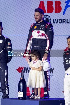 2024-07-21 - ROWLAND Oliver (gbr), Nissan Formula E Team, Nissan e-4ORCE 04, portrait during the 2024 Hankook London ePrix, 10th meeting of the 2023-24 ABB FIA Formula E World Championship, on the ExCeL London from June 18 to 21, 2024 in London, United Kingdom - 2024 FORMULA E LONDON EPRIX - FORMULA E - MOTORS