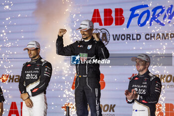 2024-07-21 - WEHRLEIN Pascal (ger), TAG HEUER Porsche Formula E Team, Porsche 99X Electric, portrait during the 2024 Hankook London ePrix, 10th meeting of the 2023-24 ABB FIA Formula E World Championship, on the ExCeL London from June 18 to 21, 2024 in London, United Kingdom - 2024 FORMULA E LONDON EPRIX - FORMULA E - MOTORS