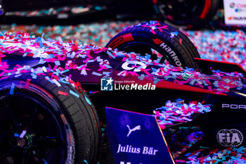 2024-07-21 - Podium during the 2024 Hankook London ePrix, 10th meeting of the 2023-24 ABB FIA Formula E World Championship, on the ExCeL London from June 18 to 21, 2024 in London, United Kingdom - 2024 FORMULA E LONDON EPRIX - FORMULA E - MOTORS