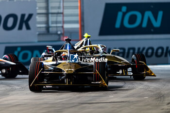 2024-07-21 - 25 VERGNE Jean-Eric (fra), DS Penske, DS E-Tense FE23, action during the 2024 Hankook London ePrix, 10th meeting of the 2023-24 ABB FIA Formula E World Championship, on the ExCeL London from June 18 to 21, 2024 in London, United Kingdom - 2024 FORMULA E LONDON EPRIX - FORMULA E - MOTORS