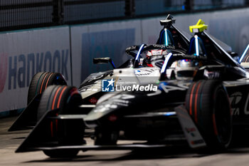 2024-07-21 - 09 EVANS Mitch (nzl), Jaguar TCS Racing, Jaguar I-Type 6, action during the 2024 Hankook London ePrix, 10th meeting of the 2023-24 ABB FIA Formula E World Championship, on the ExCeL London from June 18 to 21, 2024 in London, United Kingdom - 2024 FORMULA E LONDON EPRIX - FORMULA E - MOTORS