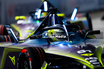 2024-07-21 - 51 MULLER Nico (swi), ABT CUPRA Formula E Team, Mahindra M9Electro, action during the 2024 Hankook London ePrix, 10th meeting of the 2023-24 ABB FIA Formula E World Championship, on the ExCeL London from June 18 to 21, 2024 in London, United Kingdom - 2024 FORMULA E LONDON EPRIX - FORMULA E - MOTORS