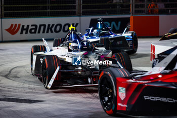 2024-07-21 - 37 CASSIDY Nick (nzl), Jaguar TCS Racing, Jaguar I-Type 6, action during the 2024 Hankook London ePrix, 10th meeting of the 2023-24 ABB FIA Formula E World Championship, on the ExCeL London from June 18 to 21, 2024 in London, United Kingdom - 2024 FORMULA E LONDON EPRIX - FORMULA E - MOTORS