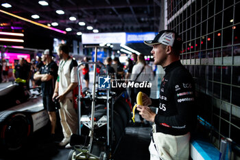 2024-07-21 - CASSIDY Nick (nzl), Jaguar TCS Racing, Jaguar I-Type 6, portrait during the 2024 Hankook London ePrix, 10th meeting of the 2023-24 ABB FIA Formula E World Championship, on the ExCeL London from June 18 to 21, 2024 in London, United Kingdom - 2024 FORMULA E LONDON EPRIX - FORMULA E - MOTORS