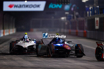 2024-07-21 - 21 DE VRIES Nyck (nld), Mahindra Racing, Mahindra M9Electro, action during the 2024 Hankook London ePrix, 10th meeting of the 2023-24 ABB FIA Formula E World Championship, on the ExCeL London from June 18 to 21, 2024 in London, United Kingdom - 2024 FORMULA E LONDON EPRIX - FORMULA E - MOTORS