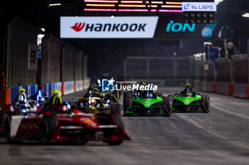 2024-07-21 - 16 BUEMI Sébastien (swi), Envision Racing, Jaguar I-Type 6, action during the 2024 Hankook London ePrix, 10th meeting of the 2023-24 ABB FIA Formula E World Championship, on the ExCeL London from June 18 to 21, 2024 in London, United Kingdom - 2024 FORMULA E LONDON EPRIX - FORMULA E - MOTORS