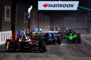 2024-07-21 - 07 GUNTHER Maximilian (ger), Maserati MSG Racing, Maserati Tipo Folgore, action during the 2024 Hankook London ePrix, 10th meeting of the 2023-24 ABB FIA Formula E World Championship, on the ExCeL London from June 18 to 21, 2024 in London, United Kingdom - 2024 FORMULA E LONDON EPRIX - FORMULA E - MOTORS