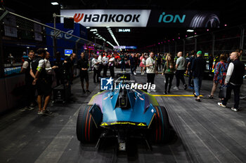 2024-07-21 - 11 DI GRASSI Lucas (bra), ABT CUPRA Formula E Team, Mahindra M9Electro, action grille de depart, starting grid during the 2024 Hankook London ePrix, 10th meeting of the 2023-24 ABB FIA Formula E World Championship, on the ExCeL London from June 18 to 21, 2024 in London, United Kingdom - 2024 FORMULA E LONDON EPRIX - FORMULA E - MOTORS