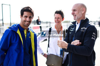 2024-11-05 - DENNIS Jake (gbr), Andretti Formula E, Porsche 99X Electric, portrait DODDS Jeff, Chief Executive Officer - Formula E, portrait during the pre-season testing of the 2024-25 ABB FIA Formula E World Championship, on the Circuit del Jarama from November 5 to 8, 2024 in San Sebastián de los Reyes, Spain - 2025 FORMULA E PRE-SEASON TEST - FORMULA E - MOTORS