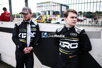 2024-11-05 - TICKTUM Dan (gbr), Kiro Race Co, Porsche 99X Electric, portrait and BECKMANN David (gbr), Kiro Race Co, Porsche 99X Electric, portrait BECKMANN during the pre-season testing of the 2024-25 ABB FIA Formula E World Championship, on the Circuit del Jarama from November 5 to 8, 2024 in San Sebastián de los Reyes, Spain - 2025 FORMULA E PRE-SEASON TEST - FORMULA E - MOTORS