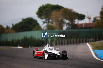 2024-11-05 - 27 DENNIS Jake (gbr), Andretti Formula E, Porsche 99X Electric, action during the pre-season testing of the 2024-25 ABB FIA Formula E World Championship, on the Circuit del Jarama from November 5 to 8, 2024 in San Sebastián de los Reyes, Spain - 2025 FORMULA E PRE-SEASON TEST - FORMULA E - MOTORS