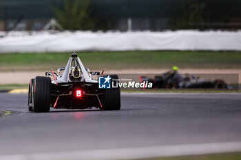 2024-11-05 - 25 VERGNE Jean-Eric (fra), DS Penske, DS E-Tense FE25, action and 07 GUNTHER Maximilian (ger), DS Penske, DS E-Tense FE25, action during the pre-season testing of the 2024-25 ABB FIA Formula E World Championship, on the Circuit del Jarama from November 5 to 8, 2024 in San Sebastián de los Reyes, Spain - 2025 FORMULA E PRE-SEASON TEST - FORMULA E - MOTORS