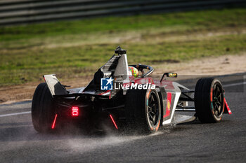 2024-11-05 - 48 MORTARA Edoardo (swi), Mahindra Racing, Mahindra M11 Electro, action during the pre-season testing of the 2024-25 ABB FIA Formula E World Championship, on the Circuit del Jarama from November 5 to 8, 2024 in San Sebastián de los Reyes, Spain - 2025 FORMULA E PRE-SEASON TEST - FORMULA E - MOTORS