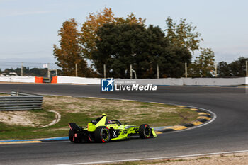 2024-11-05 - 03 BECKMANN David (gbr), Kiro Race Co, Porsche 99X Electric, action during the pre-season testing of the 2024-25 ABB FIA Formula E World Championship, on the Circuit del Jarama from November 5 to 8, 2024 in San Sebastián de los Reyes, Spain - 2025 FORMULA E PRE-SEASON TEST - FORMULA E - MOTORS