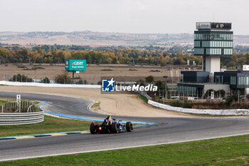 2024-11-05 - HUGHES Jake (gbr), Maserati MSG Racing, Maserati Tipo Folgore, action during the pre-season testing of the 2024-25 ABB FIA Formula E World Championship, on the Circuit del Jarama from November 5 to 8, 2024 in San Sebastián de los Reyes, Spain - 2025 FORMULA E PRE-SEASON TEST - FORMULA E - MOTORS