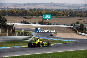 2024-11-05 - 33 TICKTUM Dan (gbr), Kiro Race Co, Porsche 99X Electric, action during the pre-season testing of the 2024-25 ABB FIA Formula E World Championship, on the Circuit del Jarama from November 5 to 8, 2024 in San Sebastián de los Reyes, Spain - 2025 FORMULA E PRE-SEASON TEST - FORMULA E - MOTORS