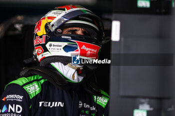 2024-11-07 - BUEMI Sébastien (swi), Envision Racing, Jaguar I-Type 7, portrait during the pre-season testing of the 2024-25 ABB FIA Formula E World Championship, on the Circuit del Jarama from November 5 to 8, 2024 in San Sebastián de los Reyes, Spain - 2025 FORMULA E PRE-SEASON TEST - FORMULA E - MOTORS