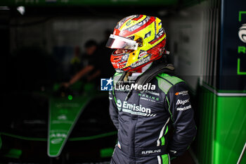 2024-11-07 - FRIJNS Robin (nld), Envision Racing, Jaguar I-Type 7, portrait during the pre-season testing of the 2024-25 ABB FIA Formula E World Championship, on the Circuit del Jarama from November 5 to 8, 2024 in San Sebastián de los Reyes, Spain - 2025 FORMULA E PRE-SEASON TEST - FORMULA E - MOTORS