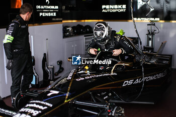 2024-11-07 - GUNTHER Maximilian (ger), DS Penske, DS E-Tense FE25, portrait during the pre-season testing of the 2024-25 ABB FIA Formula E World Championship, on the Circuit del Jarama from November 5 to 8, 2024 in San Sebastián de los Reyes, Spain - 2025 FORMULA E PRE-SEASON TEST - FORMULA E - MOTORS