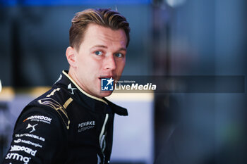 2024-11-07 - GUNTHER Maximilian (ger), DS Penske, DS E-Tense FE25, portrait during the pre-season testing of the 2024-25 ABB FIA Formula E World Championship, on the Circuit del Jarama from November 5 to 8, 2024 in San Sebastián de los Reyes, Spain - 2025 FORMULA E PRE-SEASON TEST - FORMULA E - MOTORS