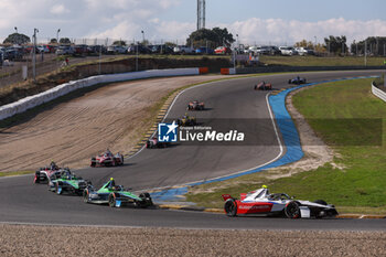 2024-11-07 - Start of the simulation race during the pre-season testing of the 2024-25 ABB FIA Formula E World Championship, on the Circuit del Jarama from November 5 to 8, 2024 in San Sebastián de los Reyes, Spain - 2025 FORMULA E PRE-SEASON TEST - FORMULA E - MOTORS