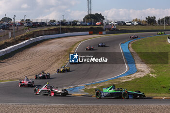 2024-11-07 - Start of the simulation race during the pre-season testing of the 2024-25 ABB FIA Formula E World Championship, on the Circuit del Jarama from November 5 to 8, 2024 in San Sebastián de los Reyes, Spain - 2025 FORMULA E PRE-SEASON TEST - FORMULA E - MOTORS