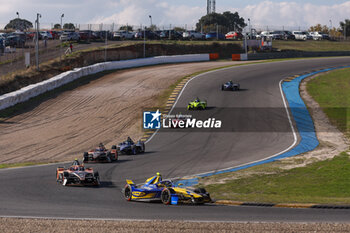 2024-11-07 - Start of the simulation race during the pre-season testing of the 2024-25 ABB FIA Formula E World Championship, on the Circuit del Jarama from November 5 to 8, 2024 in San Sebastián de los Reyes, Spain - 2025 FORMULA E PRE-SEASON TEST - FORMULA E - MOTORS