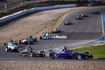 2024-11-07 - 01 WEHRLEIN Pascal (ger), TAG Heuer Porsche Formula E Team, Porsche 99X Electric, action during the pre-season testing of the 2024-25 ABB FIA Formula E World Championship, on the Circuit del Jarama from November 5 to 8, 2024 in San Sebastián de los Reyes, Spain - 2025 FORMULA E PRE-SEASON TEST - FORMULA E - MOTORS