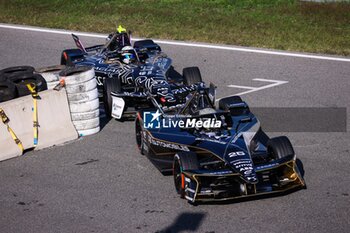 2024-11-07 - 25 VERGNE Jean-Eric (fra), DS Penske, DS E-Tense FE25, action and 37 CASSIDY Nick (nzl), Jaguar TCS Racing, Jaguar I-Type 7, action during the pre-season testing of the 2024-25 ABB FIA Formula E World Championship, on the Circuit del Jarama from November 5 to 8, 2024 in San Sebastián de los Reyes, Spain - 2025 FORMULA E PRE-SEASON TEST - FORMULA E - MOTORS