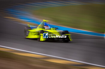 2024-11-07 - 33 TICKTUM Dan (gbr), Kiro Race Co, Porsche 99X Electric, action during the pre-season testing of the 2024-25 ABB FIA Formula E World Championship, on the Circuit del Jarama from November 5 to 8, 2024 in San Sebastián de los Reyes, Spain - 2025 FORMULA E PRE-SEASON TEST - FORMULA E - MOTORS