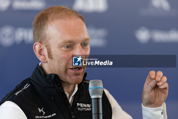 2024-11-07 - CHARLES Phil, DS Penske Formula E Team Deputy Team Principal, portrait during the pre-season testing of the 2024-25 ABB FIA Formula E World Championship, on the Circuit del Jarama from November 5 to 8, 2024 in San Sebastián de los Reyes, Spain - 2025 FORMULA E PRE-SEASON TEST - FORMULA E - MOTORS