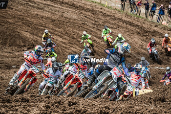 2024-05-19 - Motocross World Championship-Round 7- Monster Energy MXGP of France-19 Maggio 2024-MX2 Class-Start - MONSTER ENERGY MXGP OF FRANCE - MOTOCROSS - MOTORS